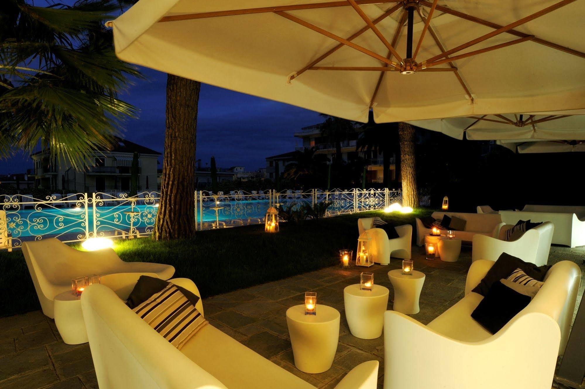 Residence Oliveto Ceriale Εξωτερικό φωτογραφία